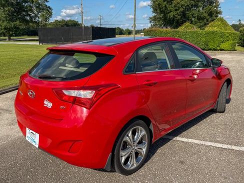Used 2013 Hyundai Elantra GT w/ Style Pkg FWD image 4