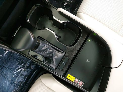 Used 2025 Lexus ES 350 w/ Premium Package image 28