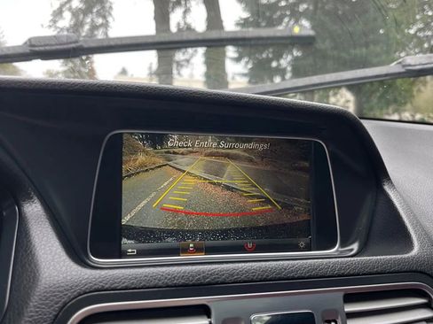 Used 2016 Mercedes-Benz E 550 Coupe w/ Premium 1 Package image 12