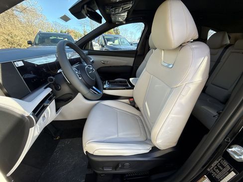 New 2026 Hyundai Tucson Limited image 13