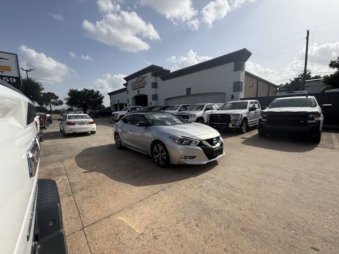 Used 2016 Nissan Maxima Platinum FWD image 43