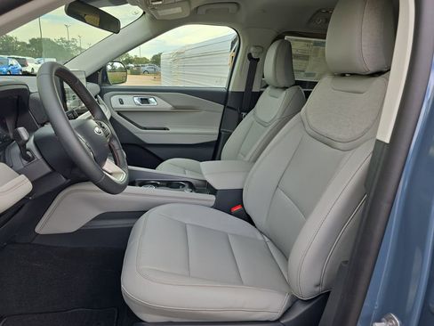 New 2026 Ford Explorer Active w/ Active Comfort Package image 15