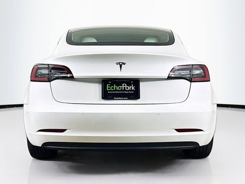Used 2022 Tesla Model 3 RWD image 7
