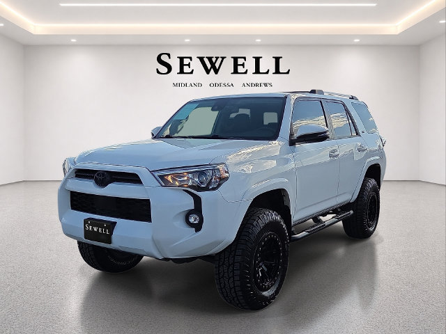 Used 2022 Toyota 4Runner SR5 Premium w/ Moonroof Package AWD/4WD image 1