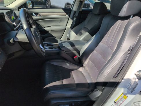 Used 2018 Honda Accord EX-L image 17