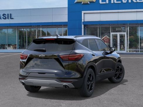 New 2026 Chevrolet Blazer LT w/ Convenience Package AWD/4WD image 4