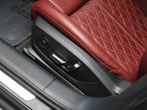 Used 2023 Audi S6 Prestige image 32