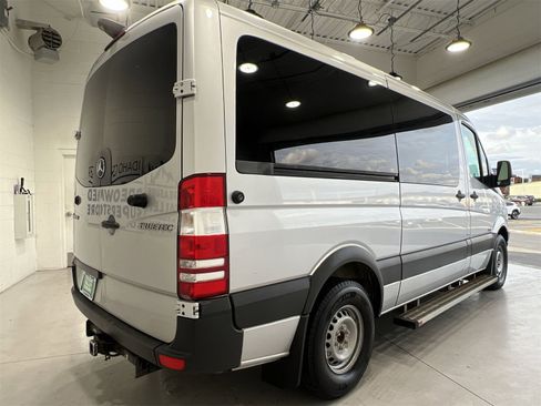 Used 2013 Mercedes-Benz Sprinter 2500 image 8