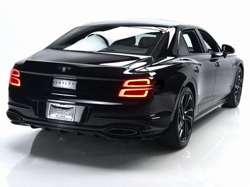 New 2025 Bentley Flying Spur Plug-In Hybrid AWD/4WD image 6