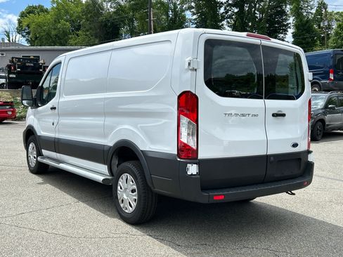 Used 2024 Ford Transit 250 Low Roof w/ Exterior Upgrade Package RWD image 4