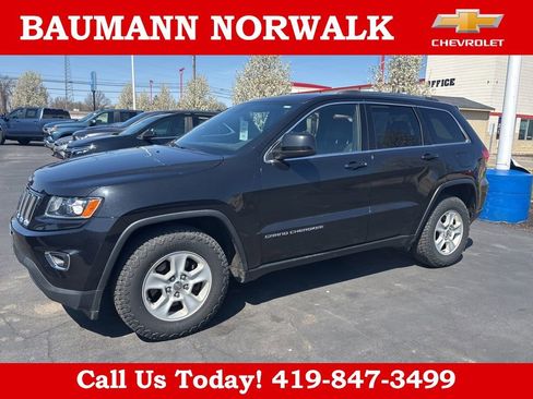 Used 2014 Jeep Grand Cherokee Laredo w/ Quick Order Package 23E image 2
