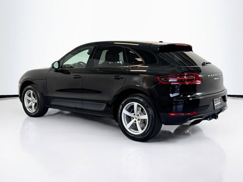 Used 2018 Porsche Macan AWD/4WD image 3