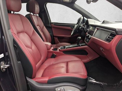 Used 2022 Porsche Macan GTS AWD/4WD image 23