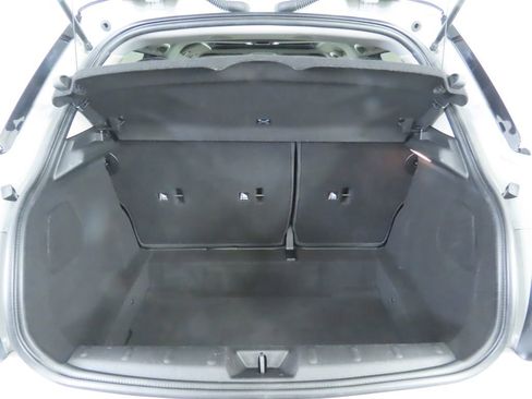 Used 2016 MINI Cooper 4-Door Hardtop image 27