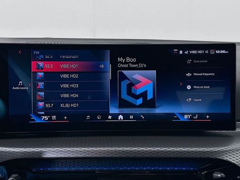 Used 2025 BMW 440i xDrive Coupe w/ Parking Assistance Package image 15