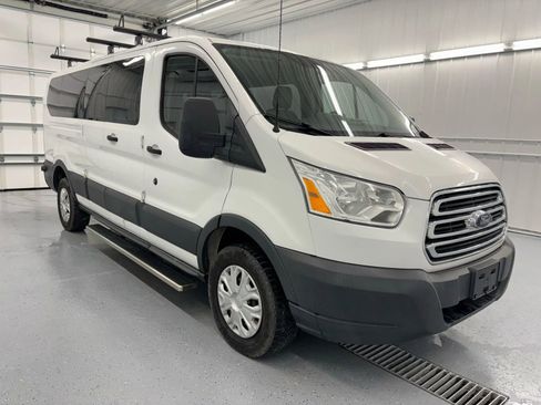 Used 2015 Ford Transit 350 XLT image 12