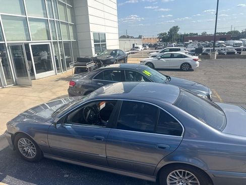 Used 2002 BMW 530i Sedan RWD image 3