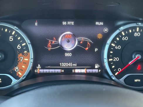 Used 2016 Jeep Renegade Limited image 26