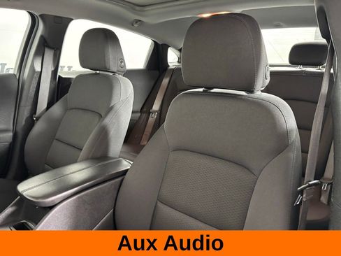 Used 2024 Chevrolet Malibu LT image 11