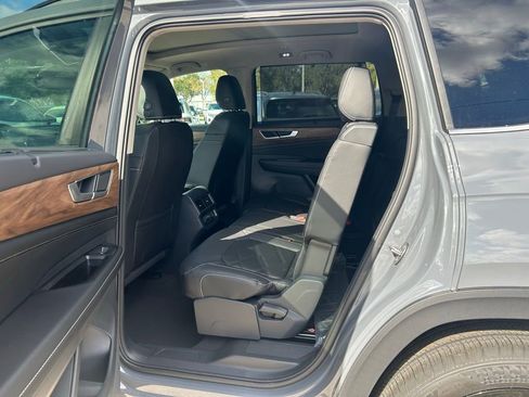 New 2026 Volkswagen Atlas SE image 57