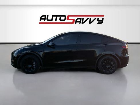 Used 2021 Tesla Model Y 2WD image 4