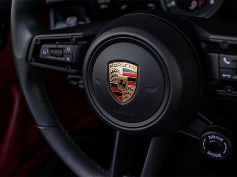 Used 2020 Porsche 911 Carrera 4S image 27