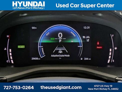 Used 2025 Toyota Camry SE FWD image 35