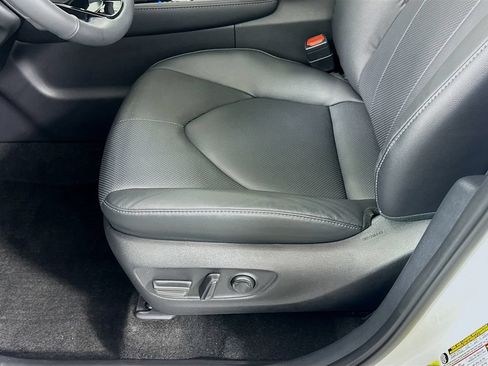 Certified 2026 Toyota Grand Highlander AWD image 20