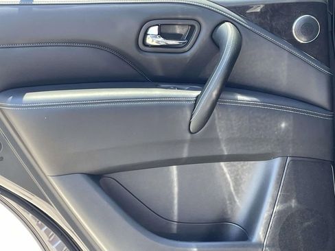 Used 2024 INFINITI QX80 Luxe AWD/4WD image 11