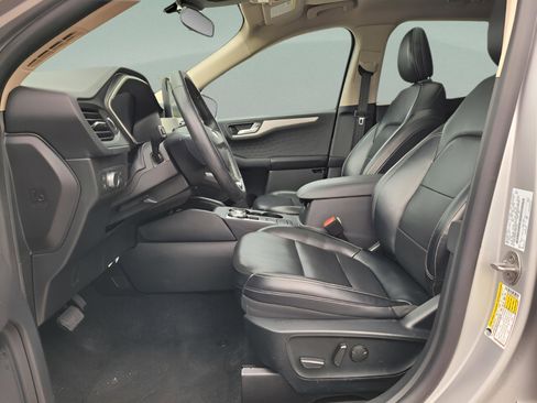 Used 2020 Ford Escape SE Sport image 15