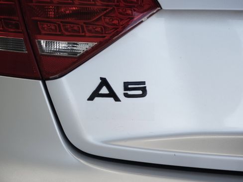 Used 2010 Audi A5 2.0T Premium Plus image 38