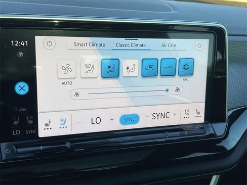 New 2026 Volkswagen Atlas Cross Sport SEL image 28