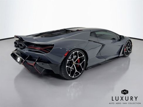 Used 2025 Lamborghini Revuelto AWD/4WD image 6
