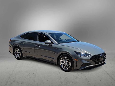 Certified 2023 Hyundai Sonata SEL FWD image 2