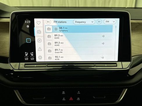Used 2024 Volkswagen Atlas SE AWD/4WD image 16