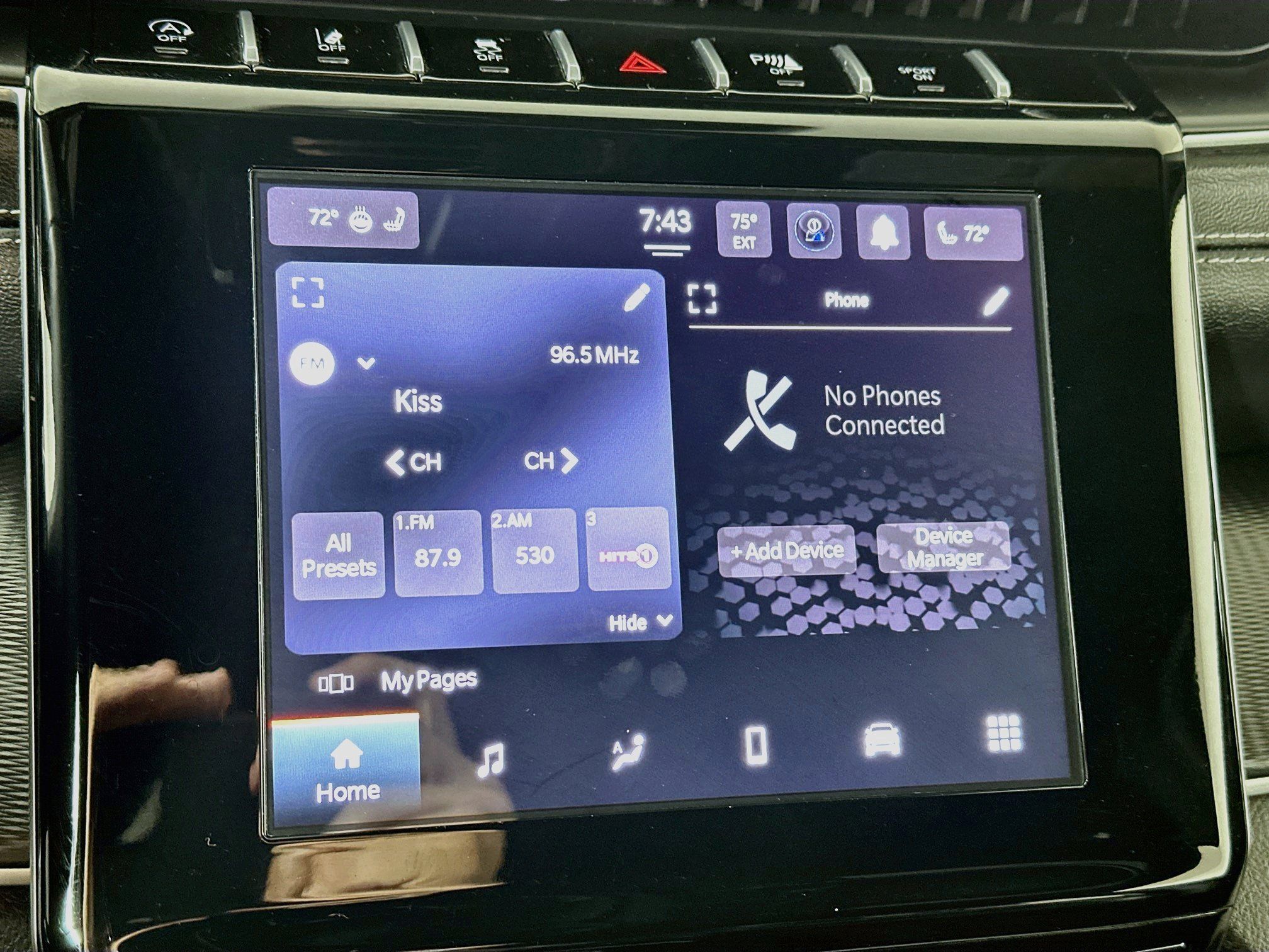 Used 2024 Jeep Grand Cherokee L Laredo AWD/4WD image 14