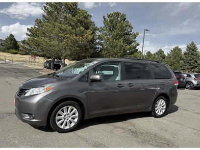 Used 2012 Toyota Sienna LE w/ Towing Pkg