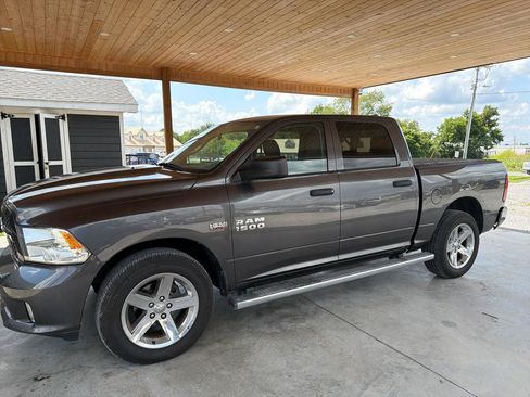 Used 2014 RAM 1500 Express AWD/4WD image 2