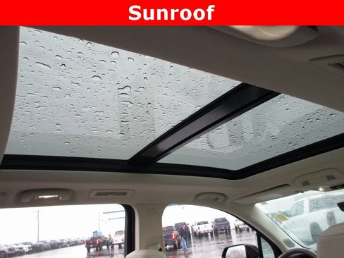 Used 2021 Cadillac XT6 Premium Luxury image 16