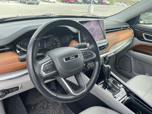 Used 2022 Jeep Compass Limited AWD/4WD image 18
