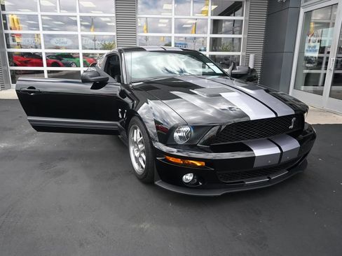 Used 2007 Ford Mustang Shelby GT500 RWD image 9