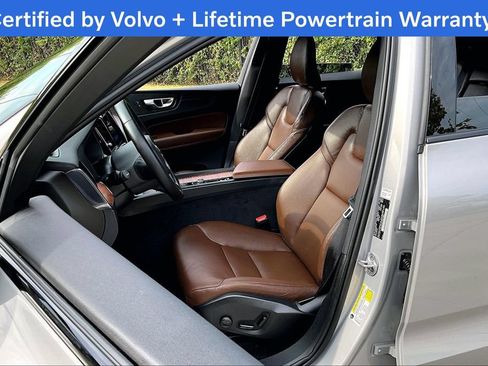 Certified 2024 Volvo XC60 B5 Plus w/ Protection Package Premier AWD/4WD image 33