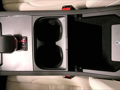 Certified 2025 Land Rover Discovery Sport S image 11