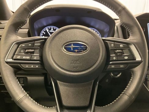 Used 2025 Subaru Forester Limited AWD/4WD image 18