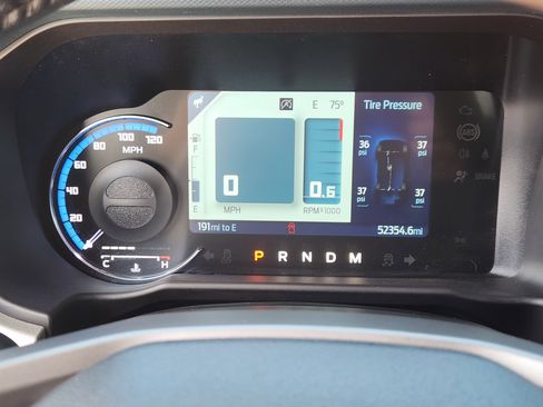 Used 2024 Ford Bronco Outer Banks AWD/4WD image 16