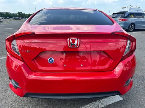 Used 2016 Honda Civic EX image 8