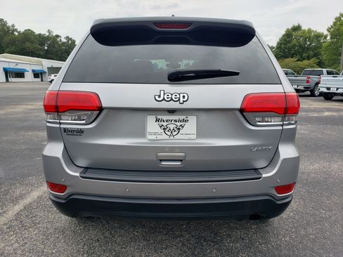 Used 2017 Jeep Grand Cherokee Laredo w/ Quick Order Package 2BE RWD image 8
