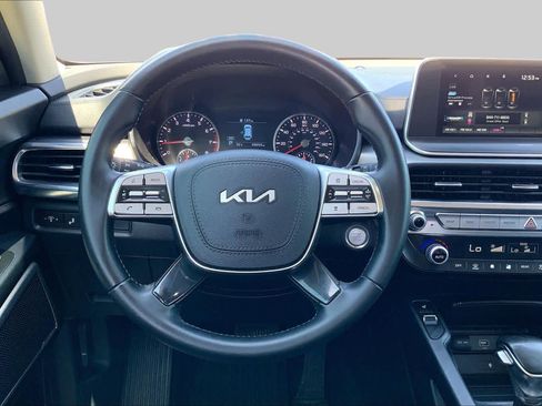 Certified 2022 Kia Telluride S FWD image 6