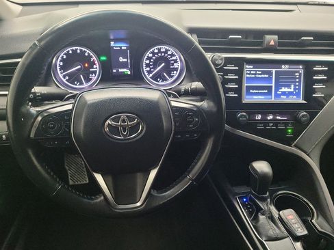 Used 2018 Toyota Camry SE w/ Convenience Package image 22
