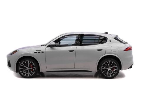 New 2026 Maserati Grecale Modena AWD/4WD image 3